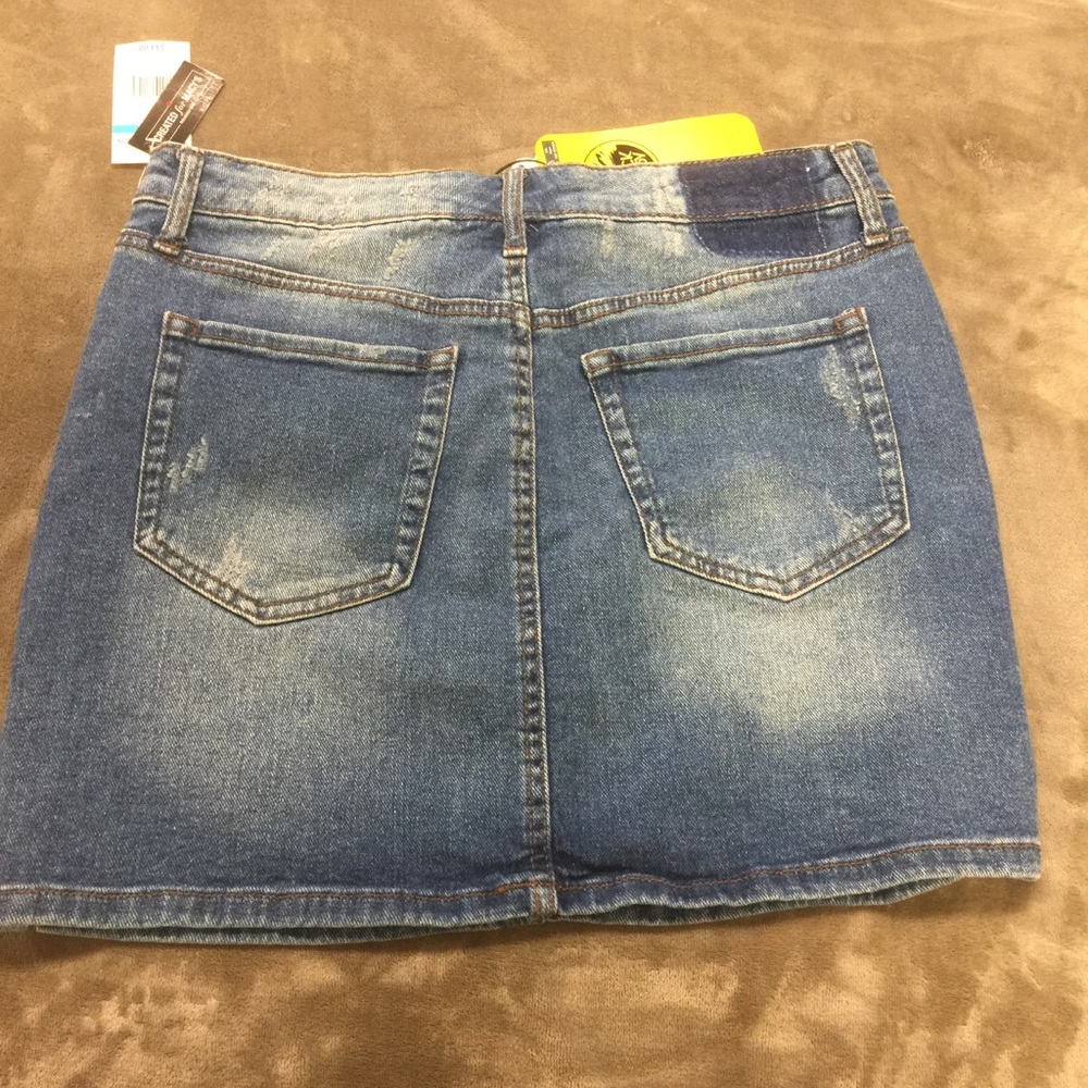 Black Daisy Denim skirt junior - Picture 4 of 4